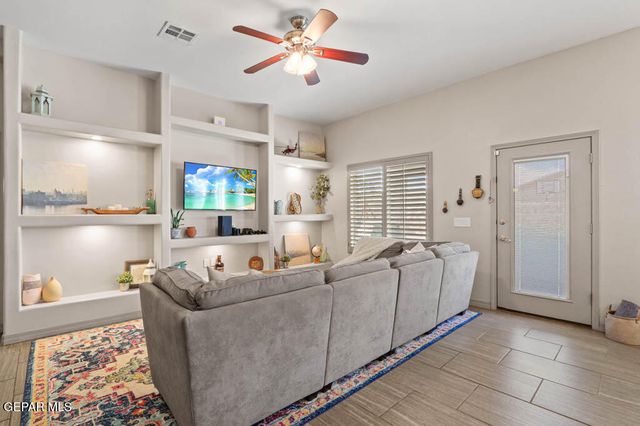 14553 Hunters Grove Avenue, El Paso, TX 79938