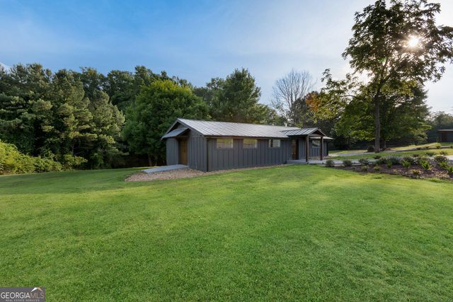6438 E Cherokee Drive, Canton, GA 30115