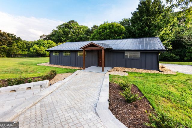 6438 E Cherokee Drive, Canton, GA 30115