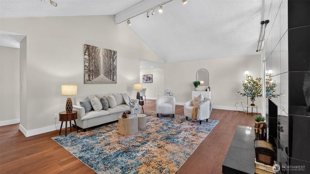 15227 SE 175th Place, Renton, WA 98058