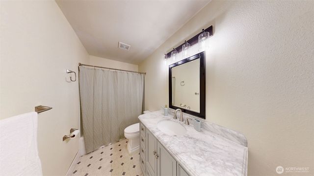 15227 SE 175th Place, Renton, WA 98058