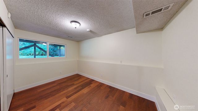15227 SE 175th Place, Renton, WA 98058