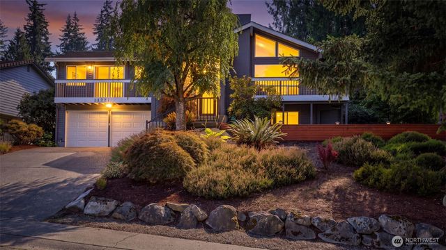 15227 SE 175th Place, Renton, WA 98058