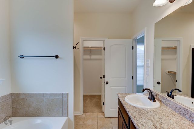 1101 Eli Conner Drive, Bossier City, LA 71112