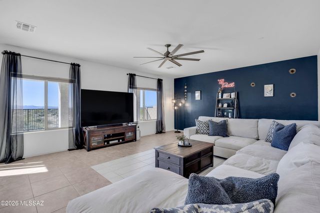 540 S Courts Redford Drive, Vail, AZ 85641