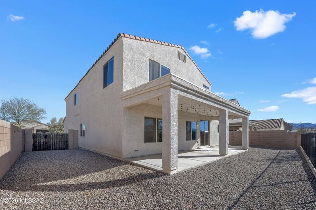 540 S Courts Redford Drive, Vail, AZ 85641