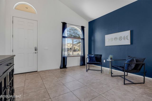 540 S Courts Redford Drive, Vail, AZ 85641