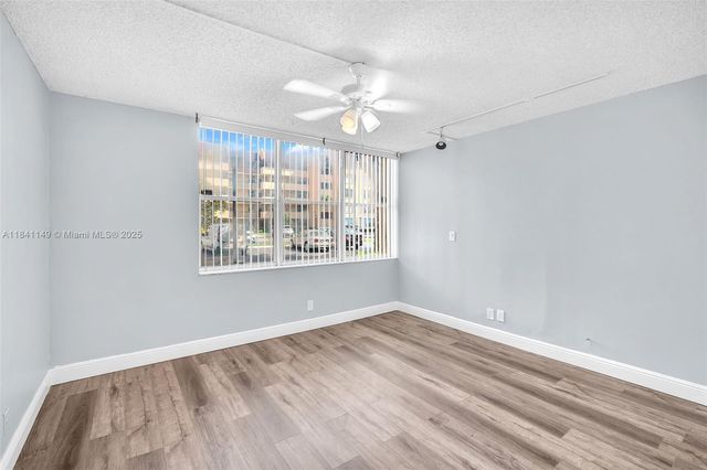 3671 Environ Blvd, Lauderhill, FL 33319
