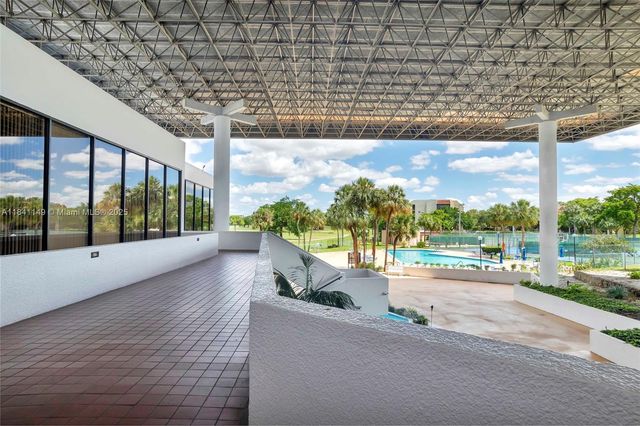 3671 Environ Blvd, Lauderhill, FL 33319