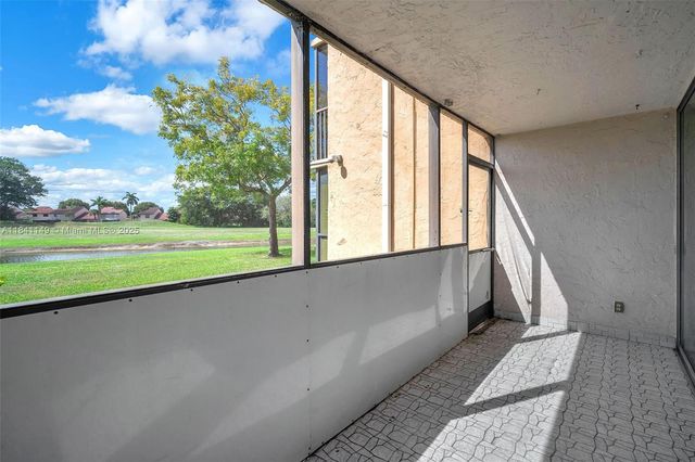 3671 Environ Blvd, Lauderhill, FL 33319