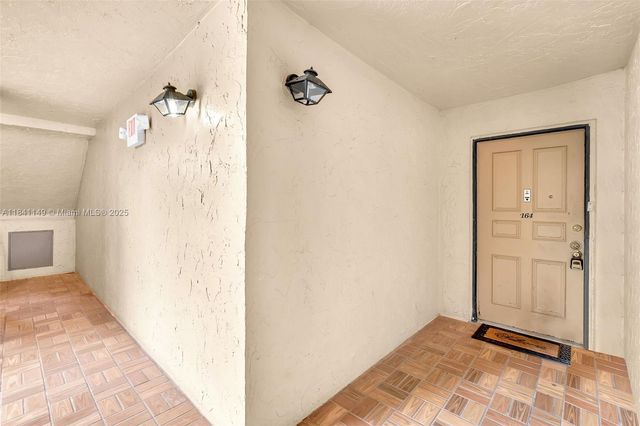 3671 Environ Blvd, Lauderhill, FL 33319