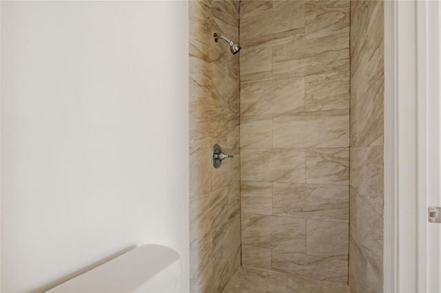 5622 Woodgreen Street, Houston, TX 77033