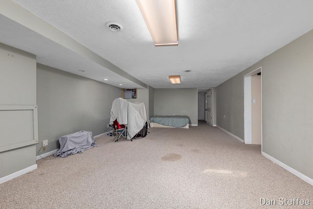 7522 Melody Lane, Jenison, MI 49428