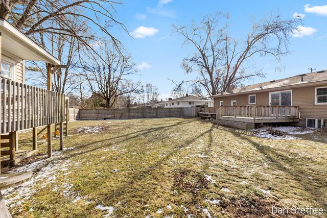 7522 Melody Lane, Jenison, MI 49428