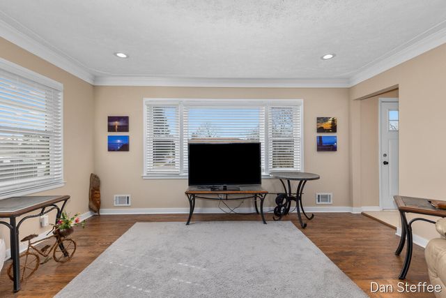 7522 Melody Lane, Jenison, MI 49428