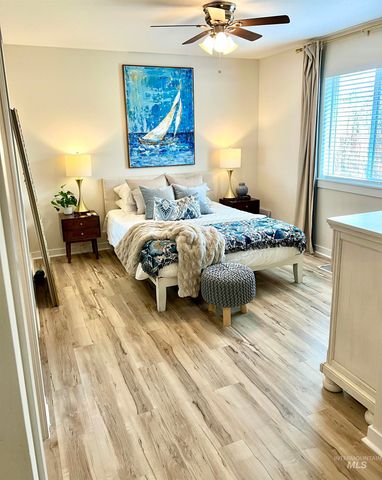 1518 E Florida Ave, Nampa, ID 83686