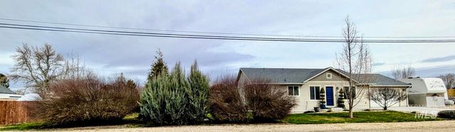 1518 E Florida Ave, Nampa, ID 83686