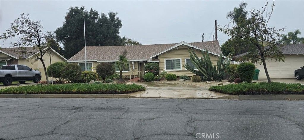 Image 1 of property listing at 214 E 4th Street, San Dimas, CA 91773