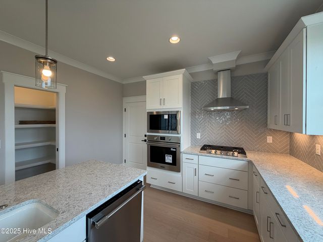 6020 Calvada Circle, Leland, NC 28451