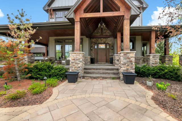 12611 20th Street N, West Lakeland Twp, MN 55082