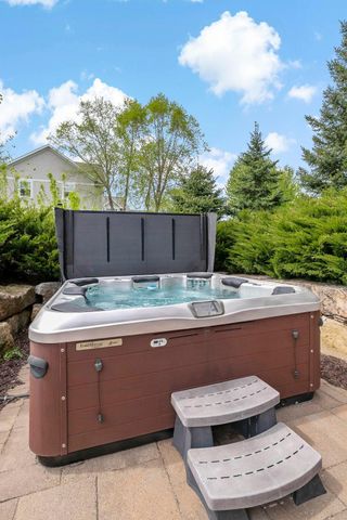 12611 20th Street N, West Lakeland Twp, MN 55082
