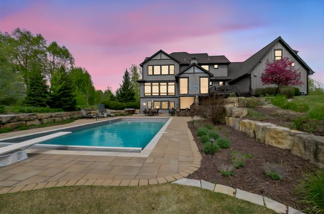 12611 20th Street N, West Lakeland Twp, MN 55082