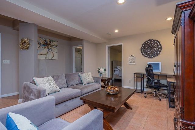 16 Lady Godiva Way, New City, NY 10956