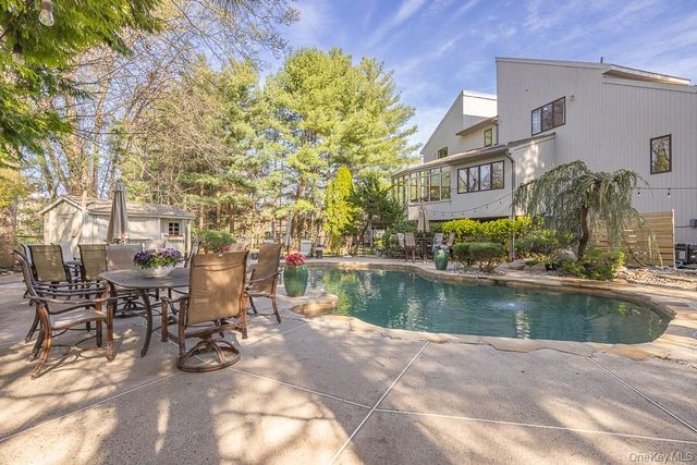 16 Lady Godiva Way, New City, NY 10956