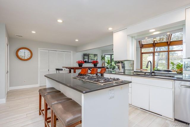 16 Lady Godiva Way, New City, NY 10956