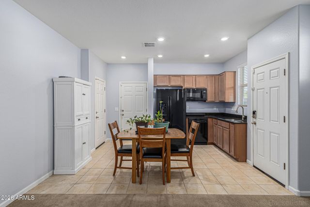 839 W HOT SPRINGS Trail, San Tan Valley, AZ 85140