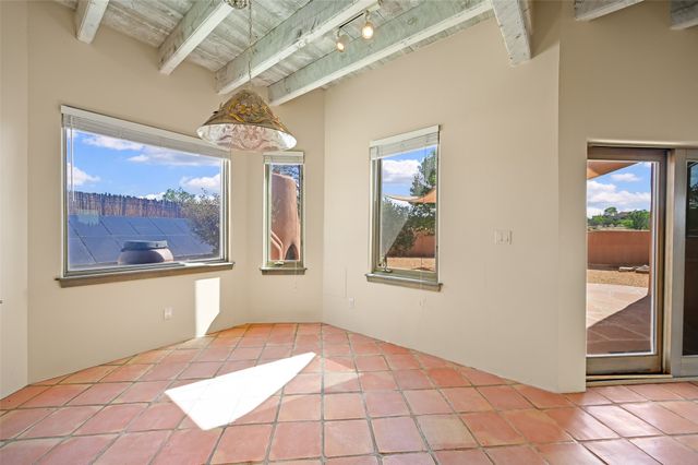 5 Sombra Court, Santa Fe, NM 87508