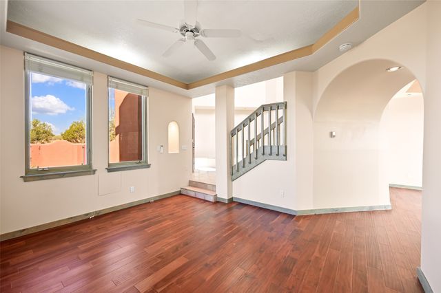 5 Sombra Court, Santa Fe, NM 87508