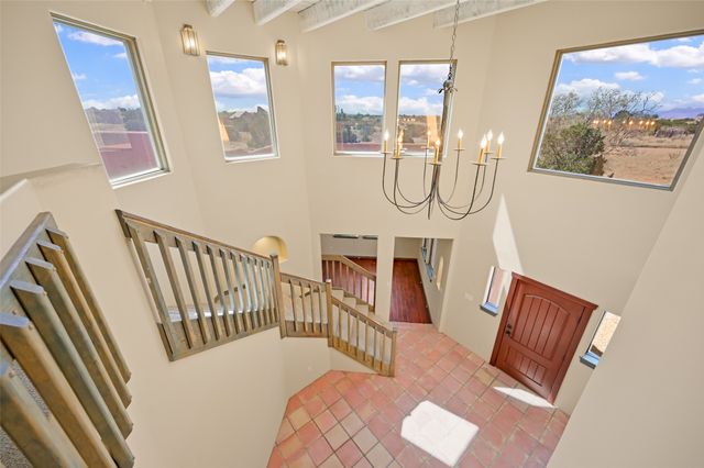 5 Sombra Court, Santa Fe, NM 87508