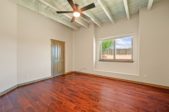 5 Sombra Court, Santa Fe, NM 87508