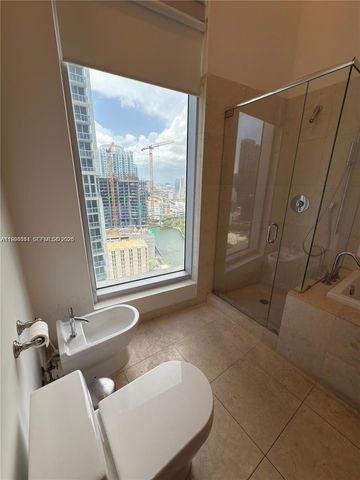 475 Brickell Ave 2813, Miami, FL 33131