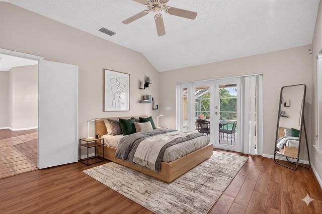 5333 N Springs Way, Coral Springs, FL 33076