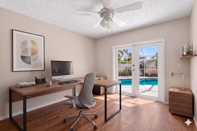 5333 N Springs Way, Coral Springs, FL 33076