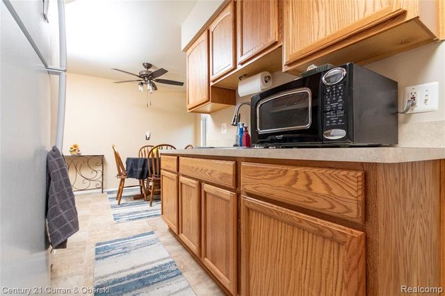 23362 Baker Street, Taylor, MI 48180