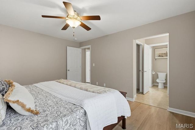 1939 Hunting Lake Court 1939, Kirkwood, MO 63122