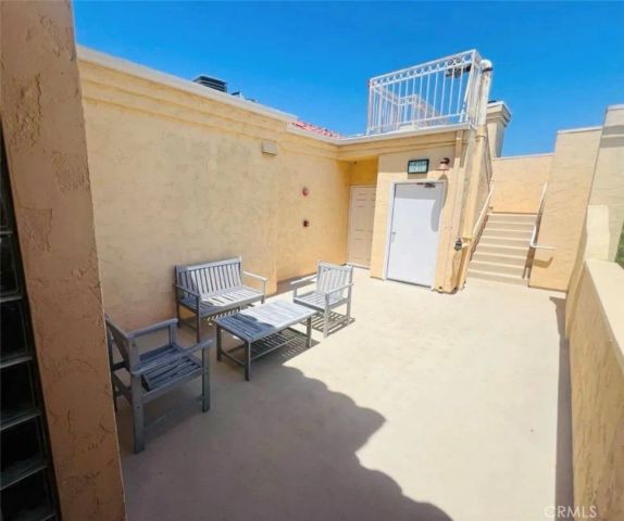 1645 Camden Avenue 401, Los Angeles, CA 90025