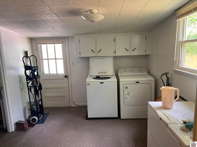 3211 Benton Rd, Paducah, KY 42003