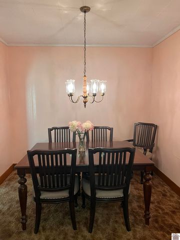 3211 Benton Rd, Paducah, KY 42003