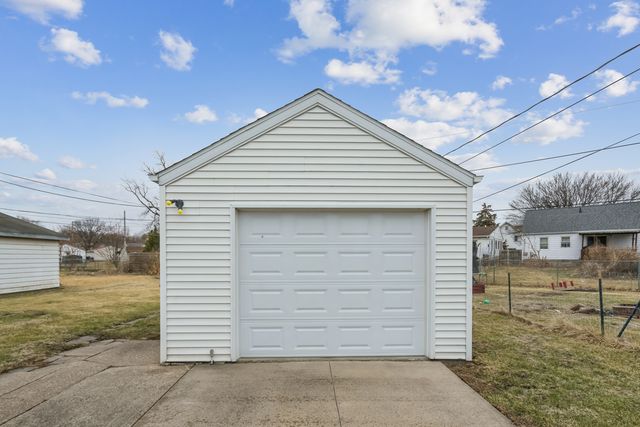 816 Lincoln Boulevard, Clinton, IA 52732