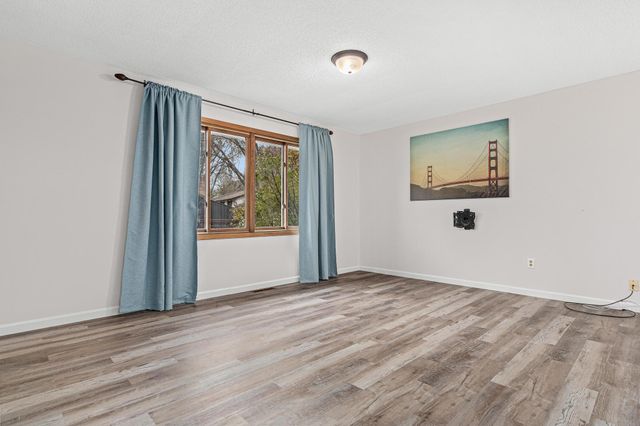 7714 York Lane N, Brooklyn Park, MN 55443