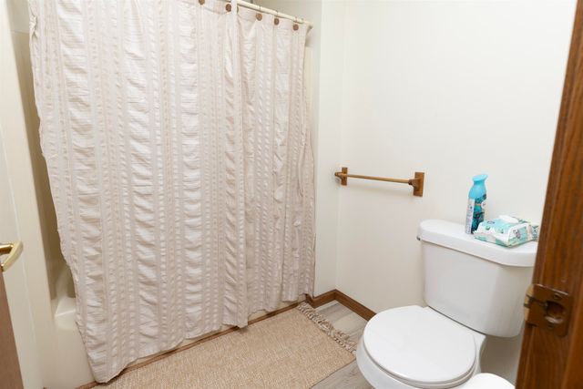 8611 Winding Brook Circle, Freeland, MI 48623