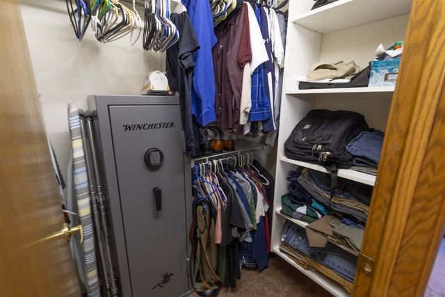 8611 Winding Brook Circle, Freeland, MI 48623