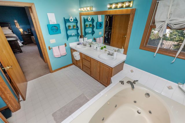 8611 Winding Brook Circle, Freeland, MI 48623