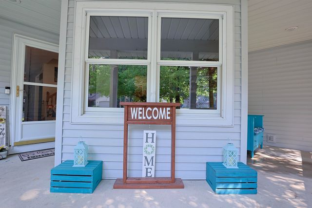 8611 Winding Brook Circle, Freeland, MI 48623