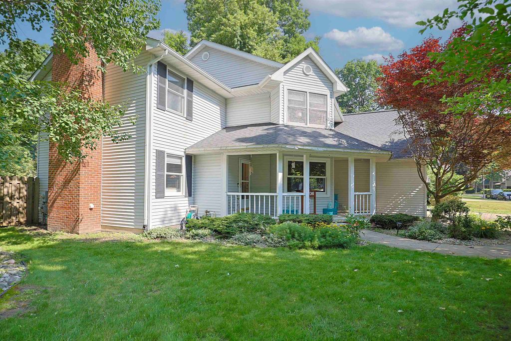 8611 Winding Brook Circle, Freeland, MI 48623