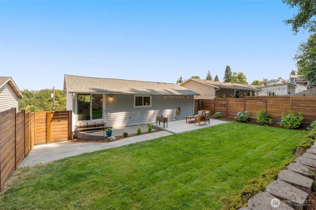 5423 31st Avenue SW, Seattle, WA 98126